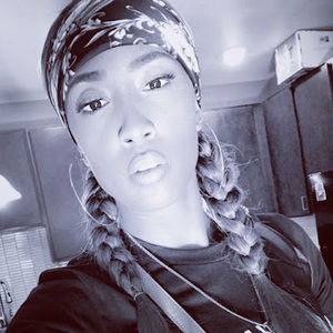 Meet your Posher, Janel